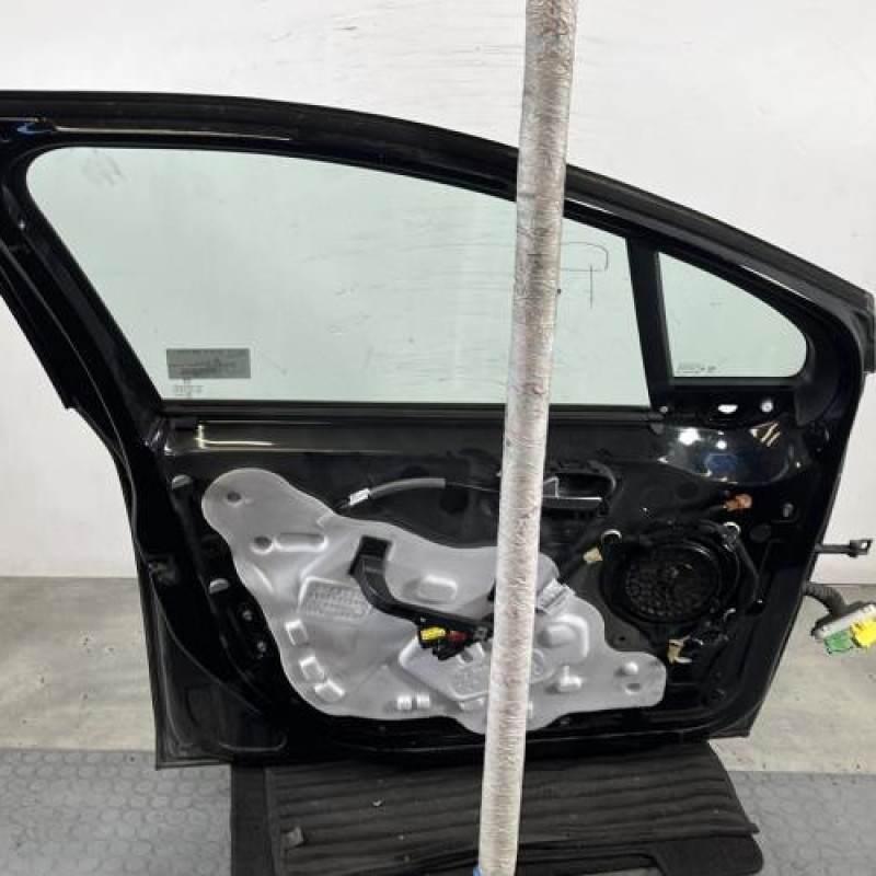 Porte avant gauche PEUGEOT 208 1 Photo n°6