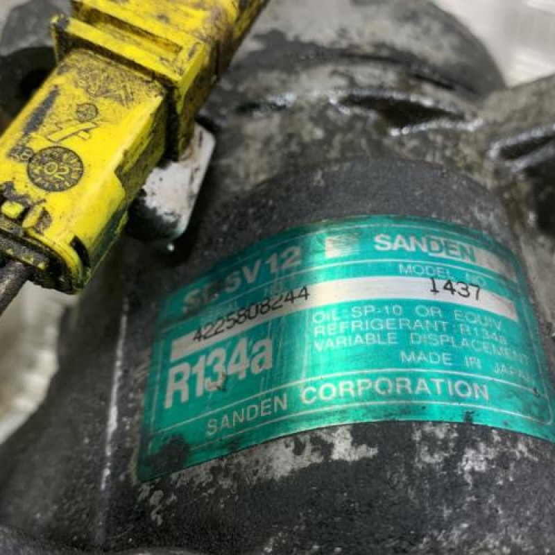 Compresseur clim PEUGEOT 307 Photo n°2