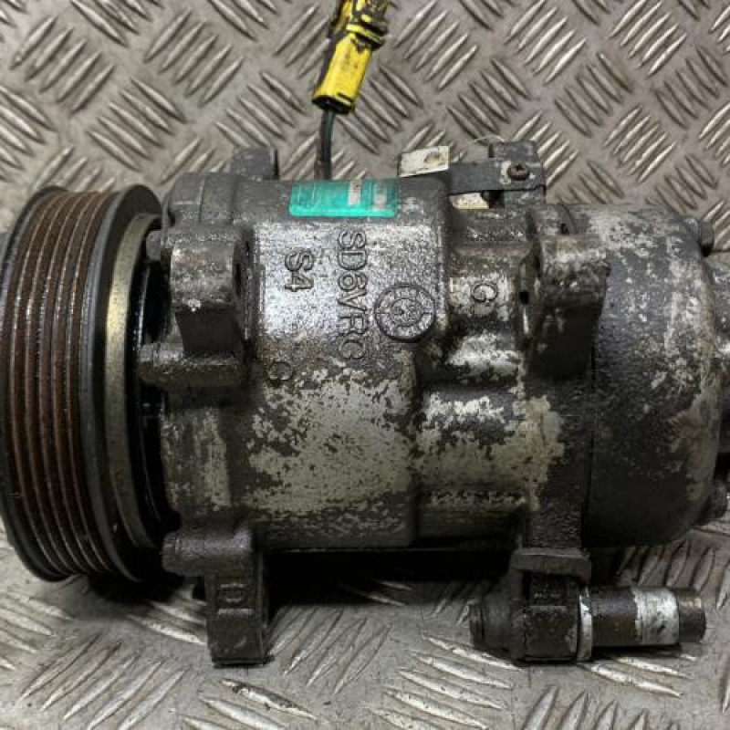 Compresseur clim PEUGEOT 307 Photo n°5