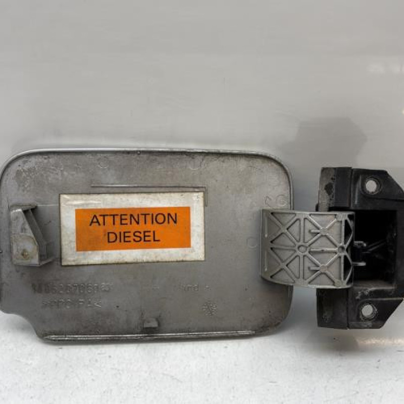 Trappe d'essence PEUGEOT 807 Photo n°3