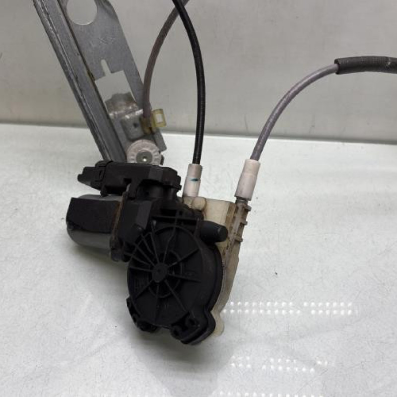 Leve vitre electrique avant droit RENAULT MEGANE 2 Photo n°5