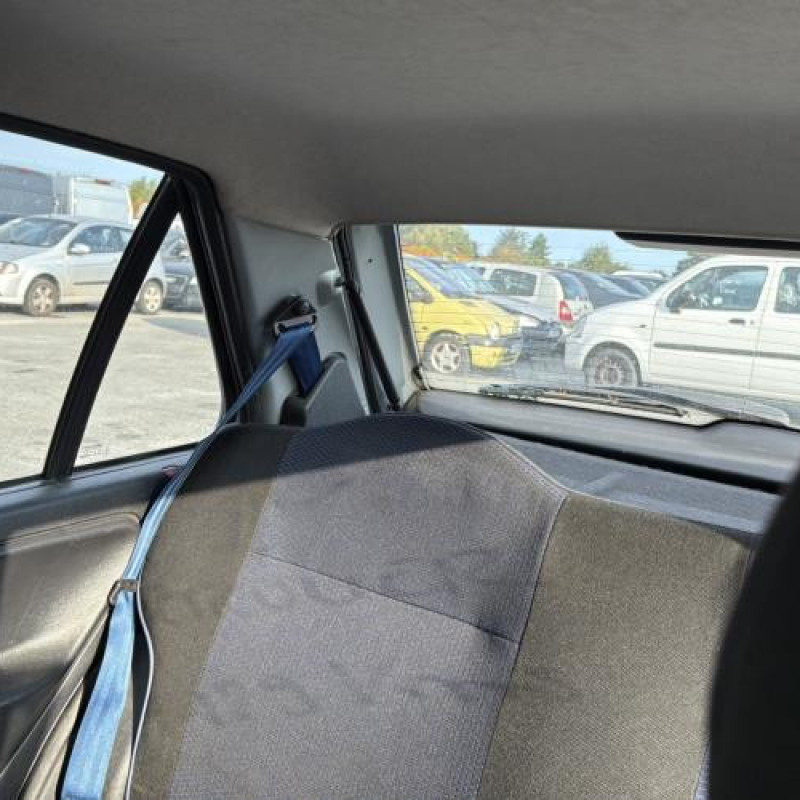 Ceinture arriere droit CITROEN SAXO Photo n°19