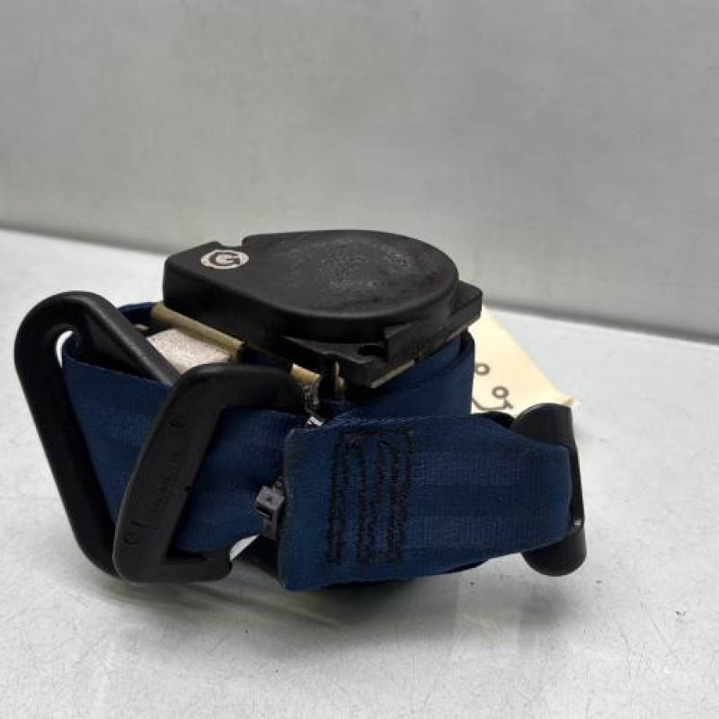 Ceinture arriere gauche CITROEN SAXO Photo n°4