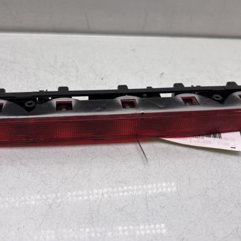 Feu arriere stop central CITROEN SAXO Photo n°1