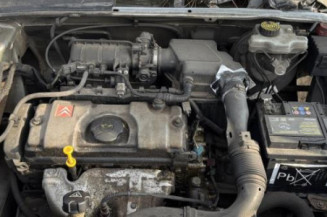 Feu arriere stop central CITROEN SAXO