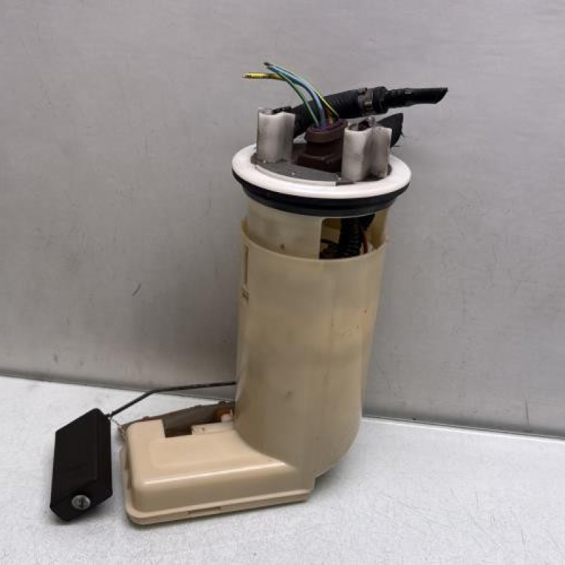 Pompe à carburant CITROEN SAXO Photo n°1