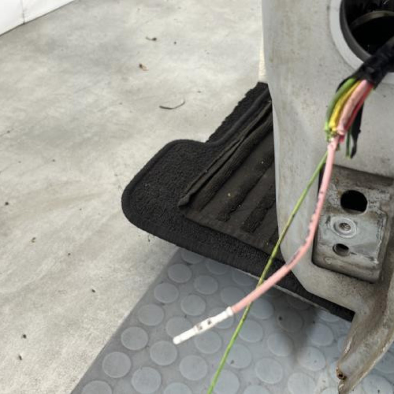 Porte avant gauche PEUGEOT 207 Photo n°4