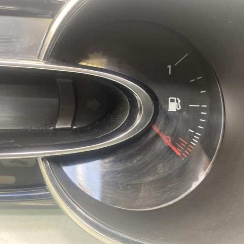 Compteur RENAULT CLIO 4 Photo n°4