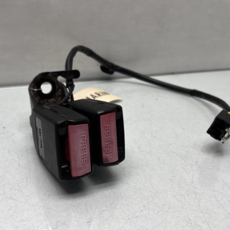 Attache ceinture arriere droit PEUGEOT 207 Photo n°1