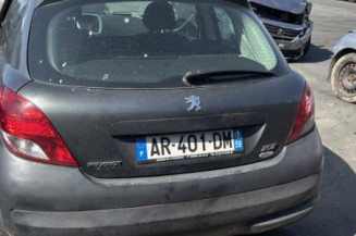 Attache ceinture arriere droit PEUGEOT 207