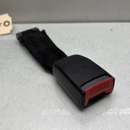 Attache ceinture arriere droit CITROEN SAXO Photo n°1