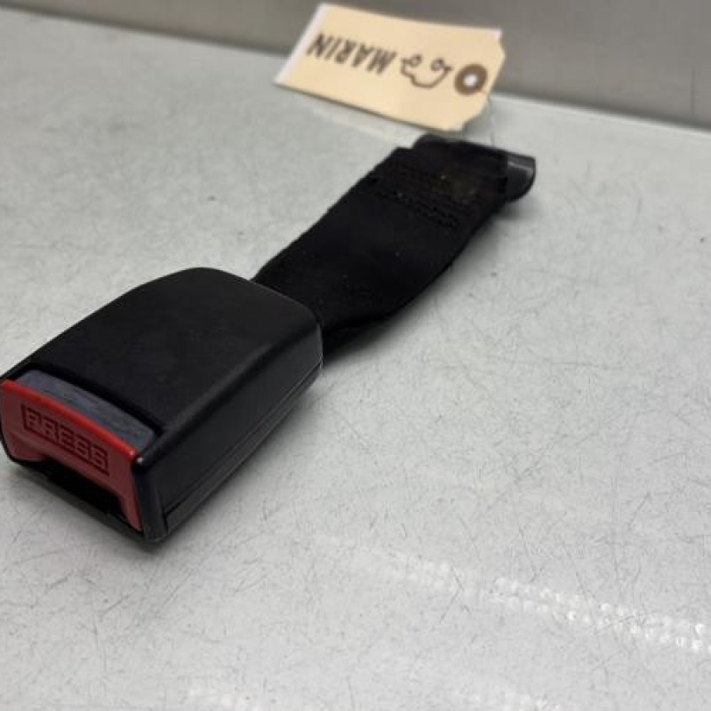 Attache ceinture arriere droit CITROEN SAXO Photo n°2