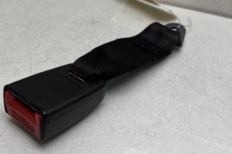 Attache ceinture arriere droit CITROEN SAXO