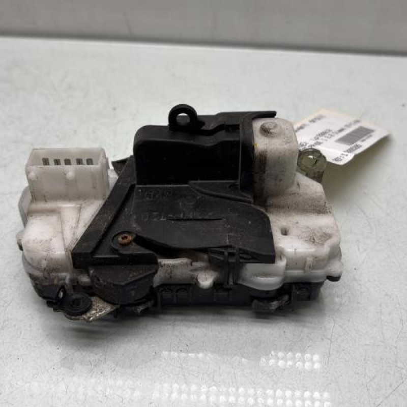 Serrure avant droit PEUGEOT 607 Photo n°4