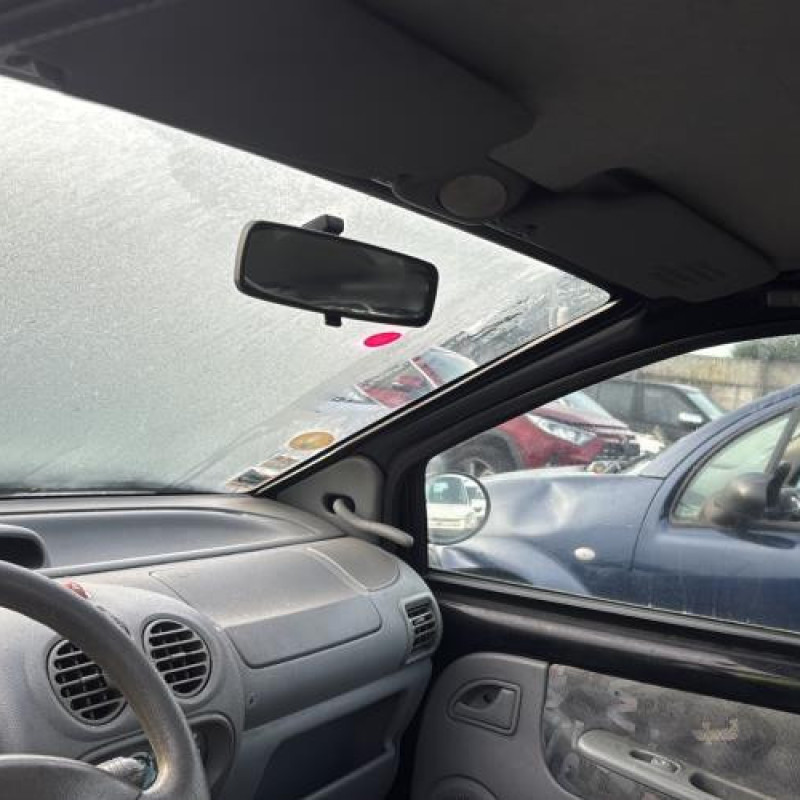 Porte avant droit RENAULT TWINGO 1 Photo n°18