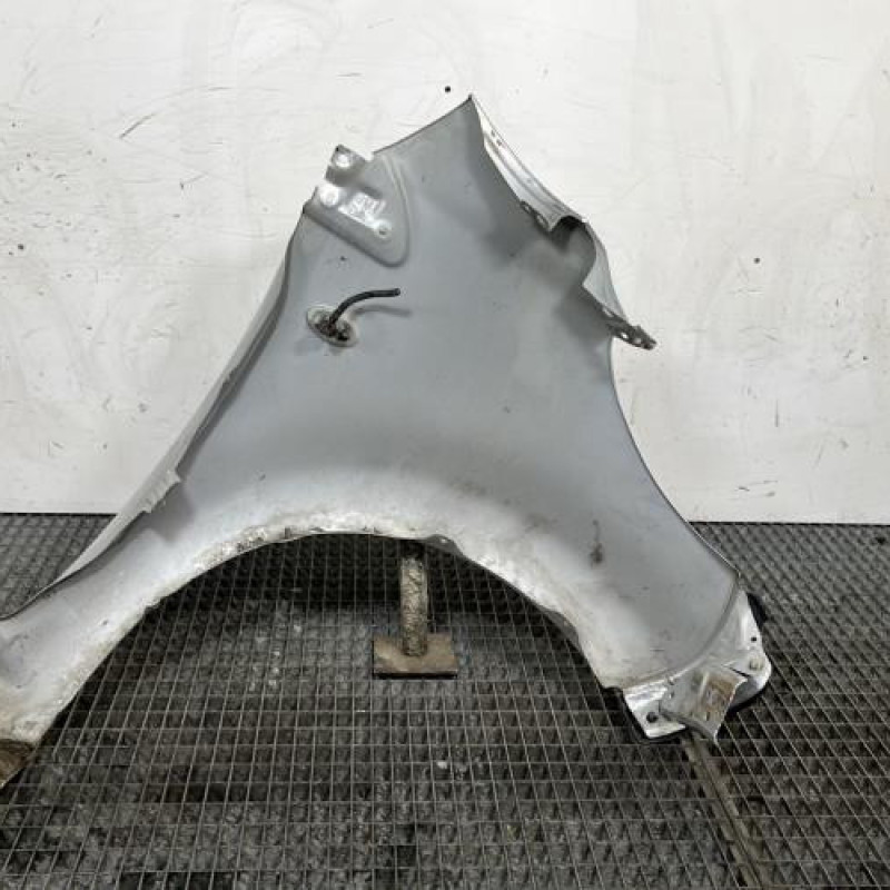 Aile avant droit PEUGEOT 107 Photo n°4