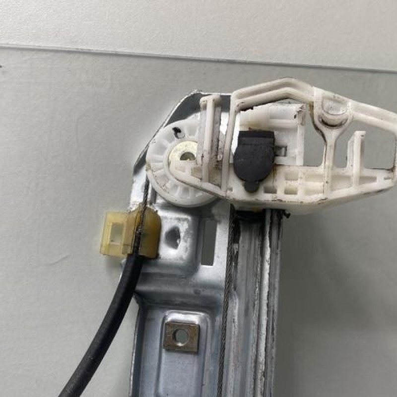 Leve vitre electrique avant gauche RENAULT MEGANE 2 Photo n°2