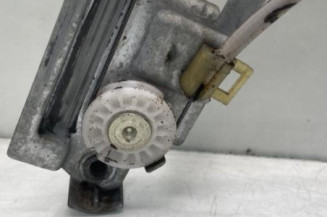 Leve vitre electrique avant gauche RENAULT MEGANE 2