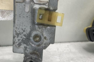 Leve vitre electrique avant gauche RENAULT MEGANE 2