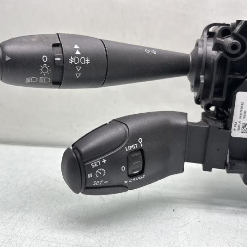 Com (Bloc Contacteur Tournant+Commodo Essuie Glace+Commodo Phare) CITROEN C3 2 Photo n°2