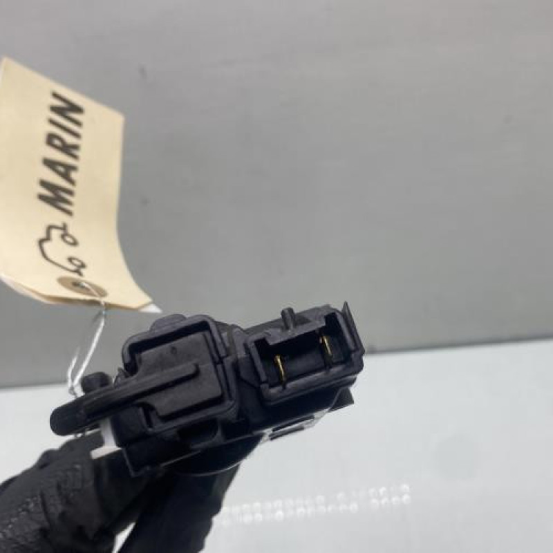 Actionneur verrou trappe d'essence RENAULT CLIO 4 Photo n°3