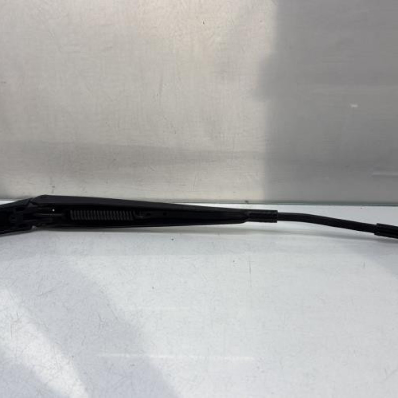 Bras essuie glace avant gauche VOLKSWAGEN GOLF 7 Photo n°2