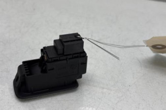 Interrupteur de leve vitre arriere droit VOLKSWAGEN GOLF 7