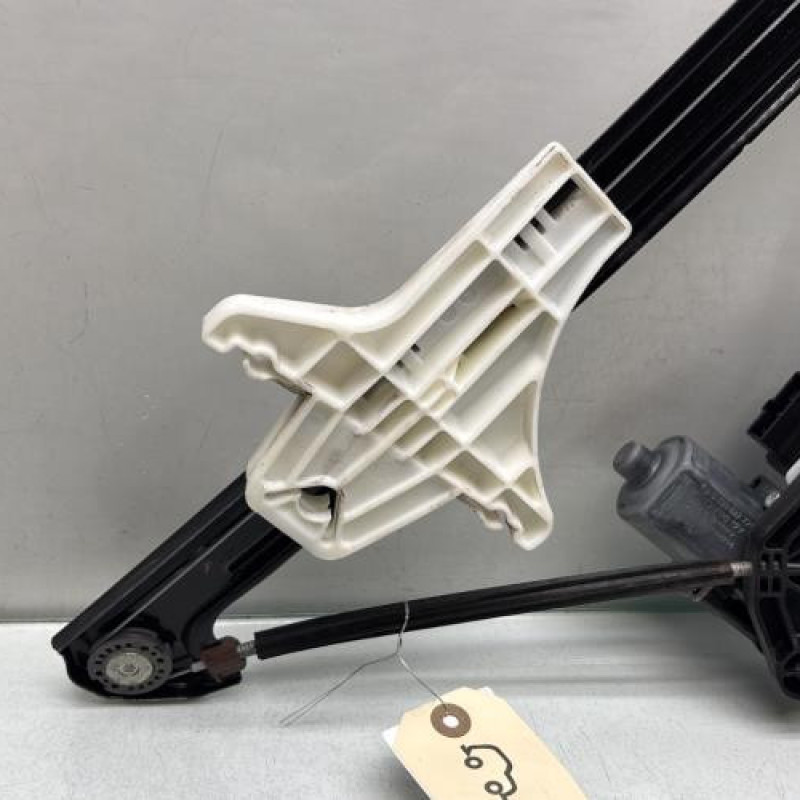Leve vitre electrique arriere gauche VOLKSWAGEN GOLF 7 Photo n°2