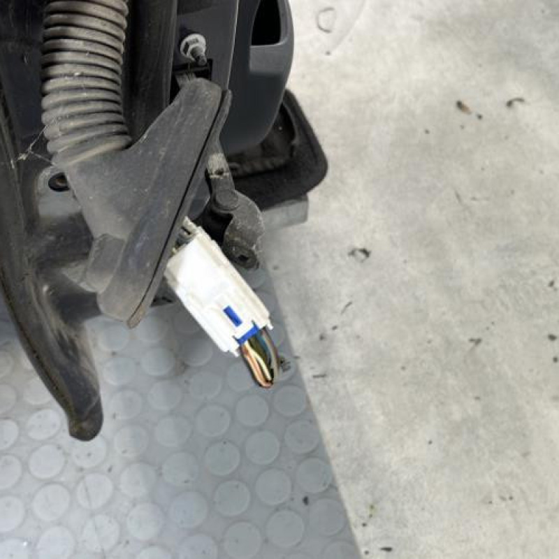 Porte avant droit FORD FIESTA 6 Photo n°5