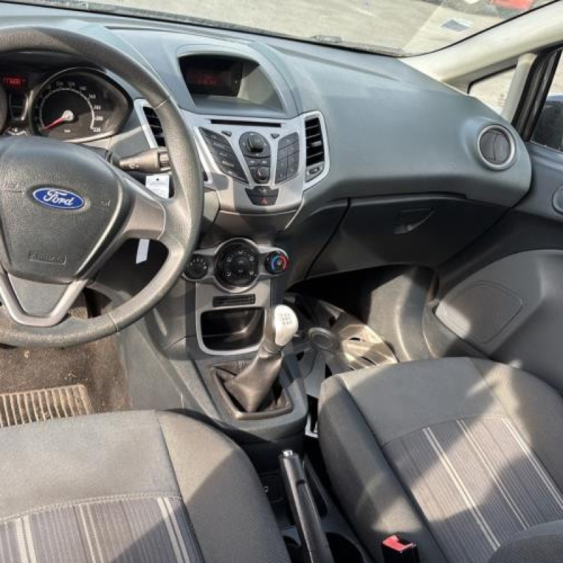 Porte avant droit FORD FIESTA 6 Photo n°18