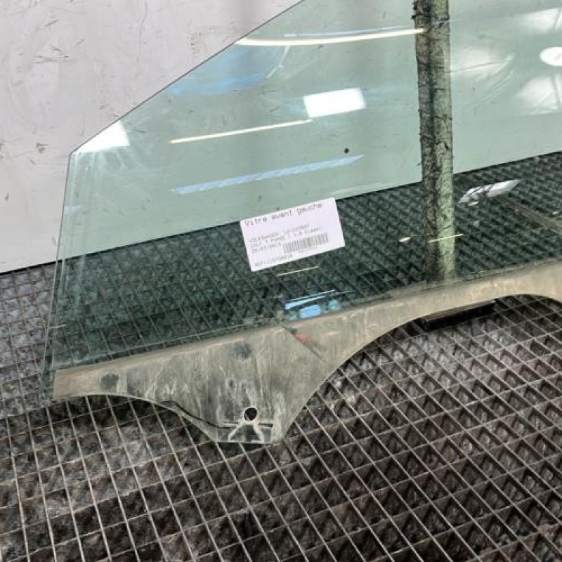 Vitre avant gauche VOLKSWAGEN GOLF 7 Photo n°2