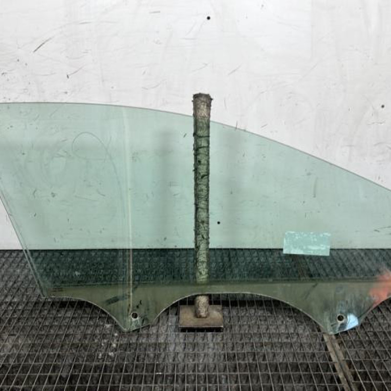 Vitre avant gauche VOLKSWAGEN GOLF 7 Photo n°4