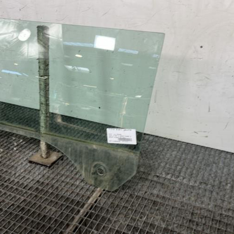 Vitre avant gauche MINI MINI 2 R55 Photo n°3