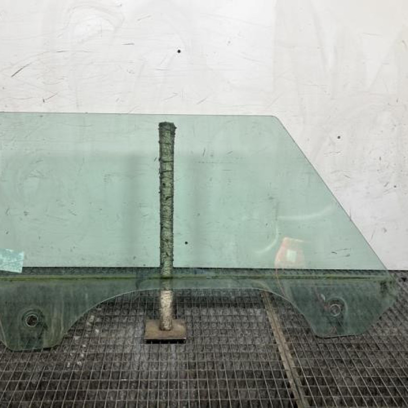 Vitre avant gauche MINI MINI 2 R55 Photo n°4