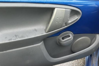 Bras essuie glace avant TOYOTA AYGO 1