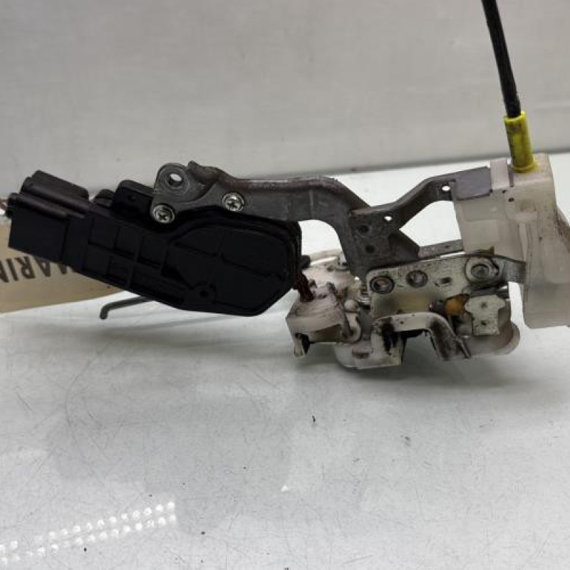 Serrure avant droit TOYOTA AYGO 1 Photo n°3