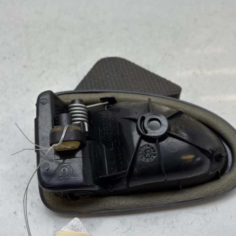 Poignee interieur arriere droit RENAULT CLIO 2 Photo n°2