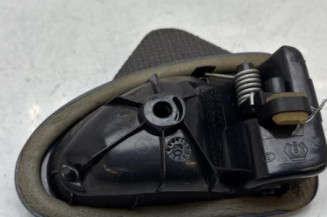 Poignee interieur arriere gauche RENAULT CLIO 2