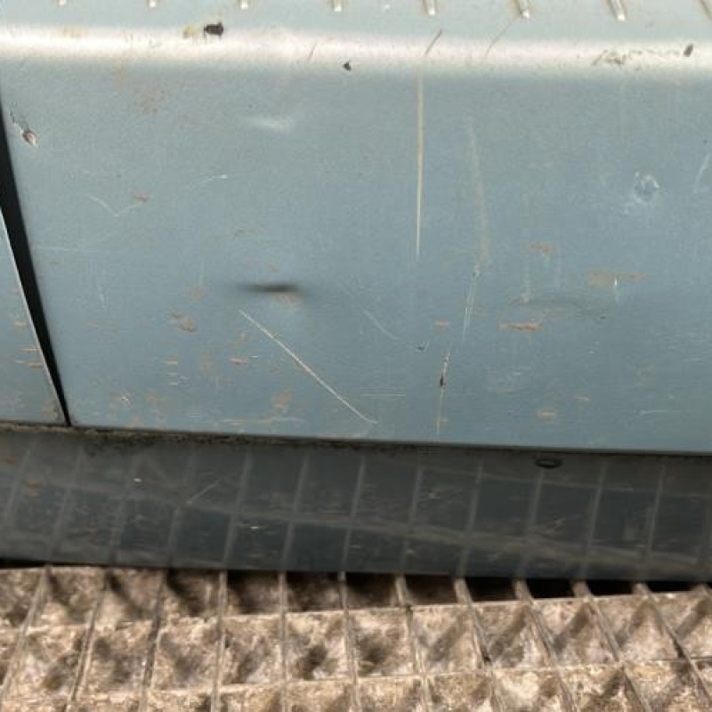 Pare choc arriere RENAULT GRAND SCENIC 2 Photo n°3