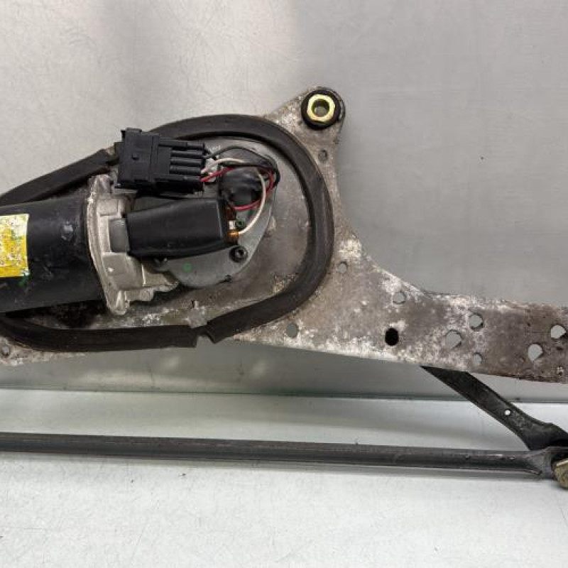 Moteur essuie glace avant RENAULT LAGUNA 2 Photo n°4