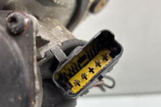 Moteur essuie glace avant RENAULT LAGUNA 2