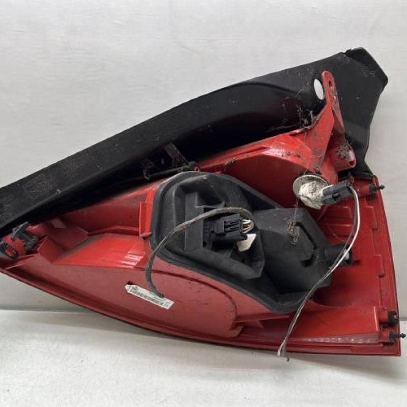 Feu arriere principal gauche (feux) RENAULT MEGANE 2 Photo n°2