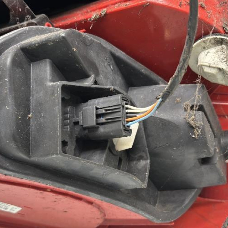 Feu arriere principal gauche (feux) RENAULT MEGANE 2 Photo n°3