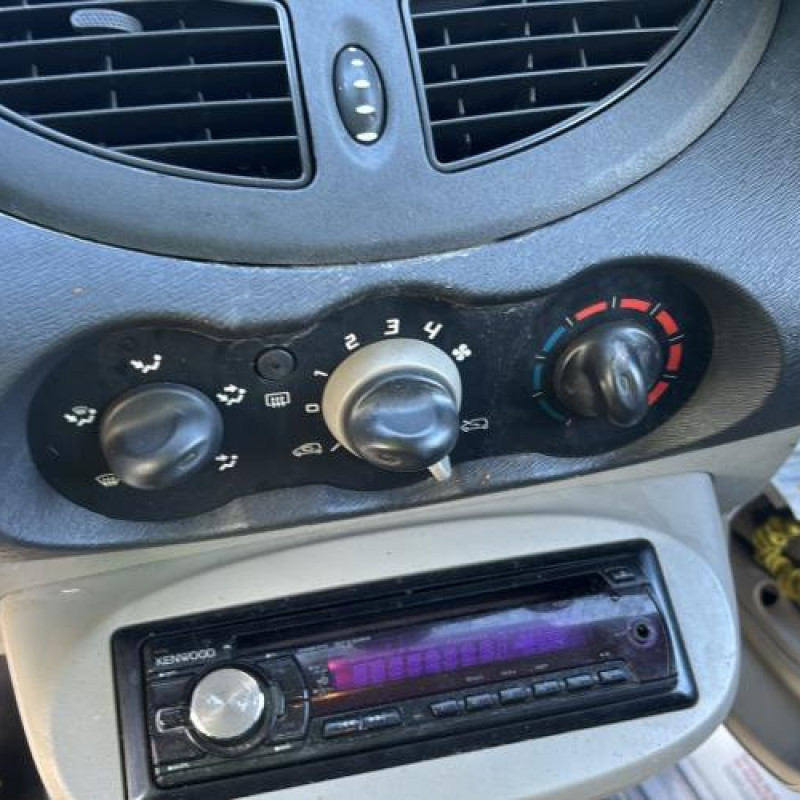 Bras essuie glace arriere RENAULT TWINGO 2 Photo n°19