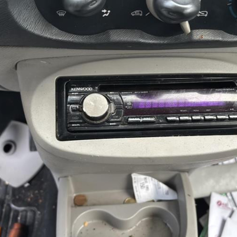 Poignee porte avant gauche RENAULT TWINGO 2 Photo n°4