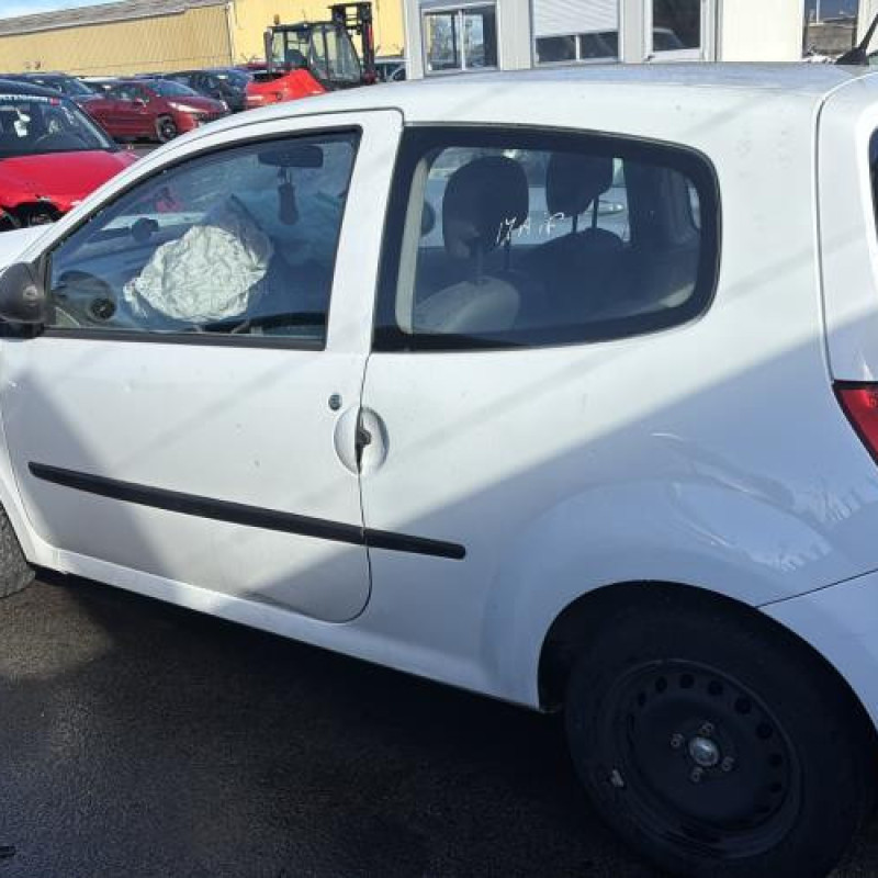 Poignee porte avant gauche RENAULT TWINGO 2 Photo n°14