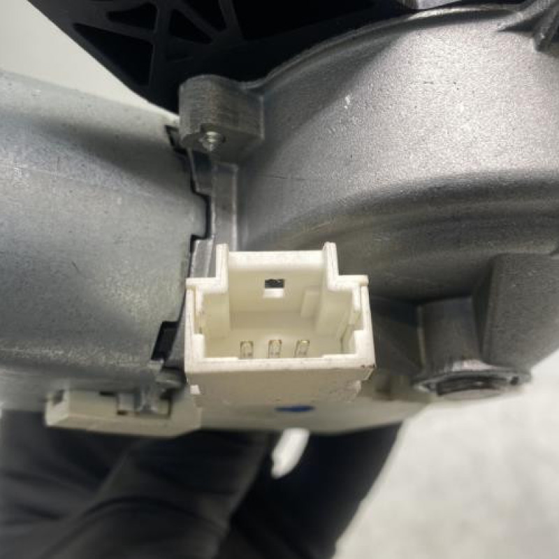 Moteur essuie glace arriere RENAULT TWINGO 2 Photo n°5