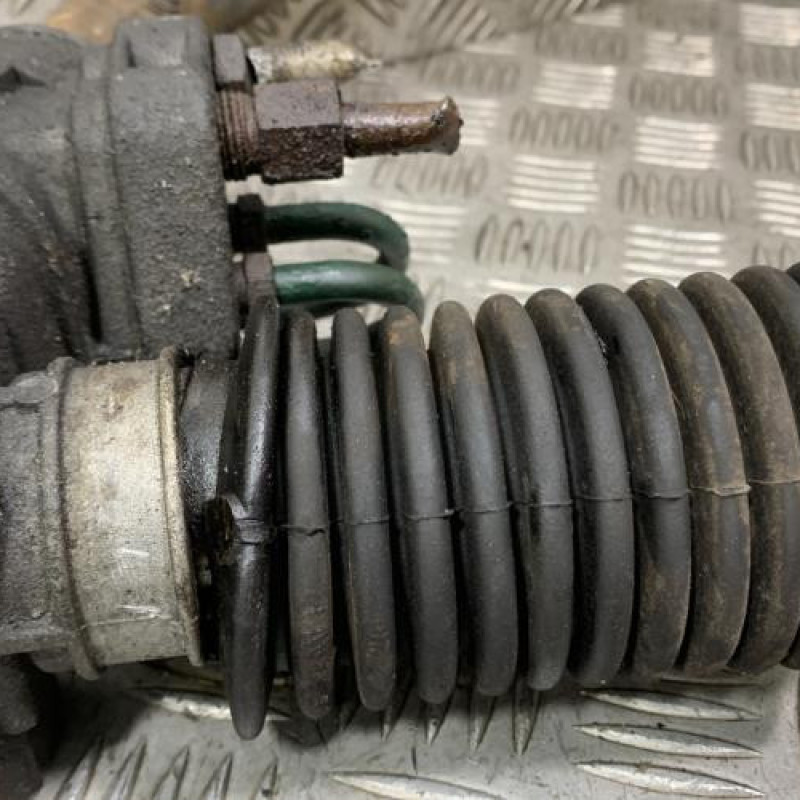 Cremaillere assistee RENAULT ESPACE 3 Photo n°5