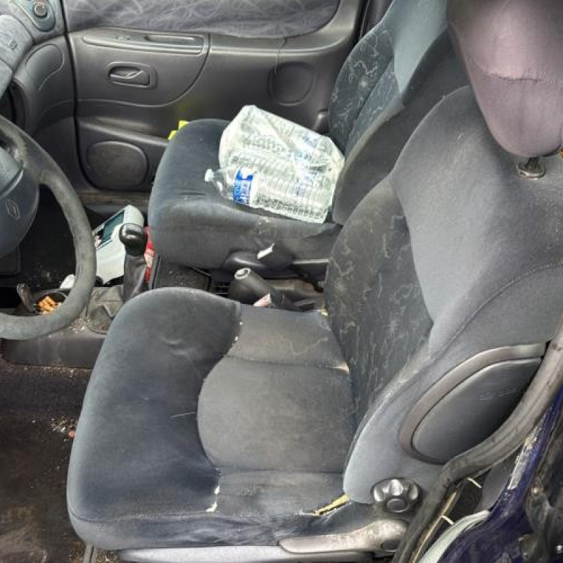 Cremaillere assistee RENAULT ESPACE 3 Photo n°17