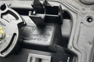 Poignee porte arriere gauche RENAULT TWINGO 3